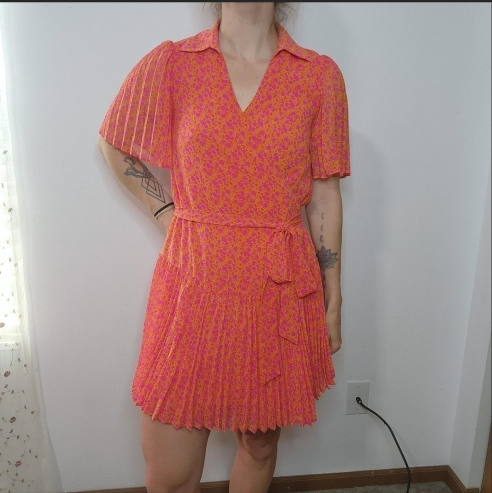 Alexis Flutter Sleeve Pleated Wrap Mini Dress size Small